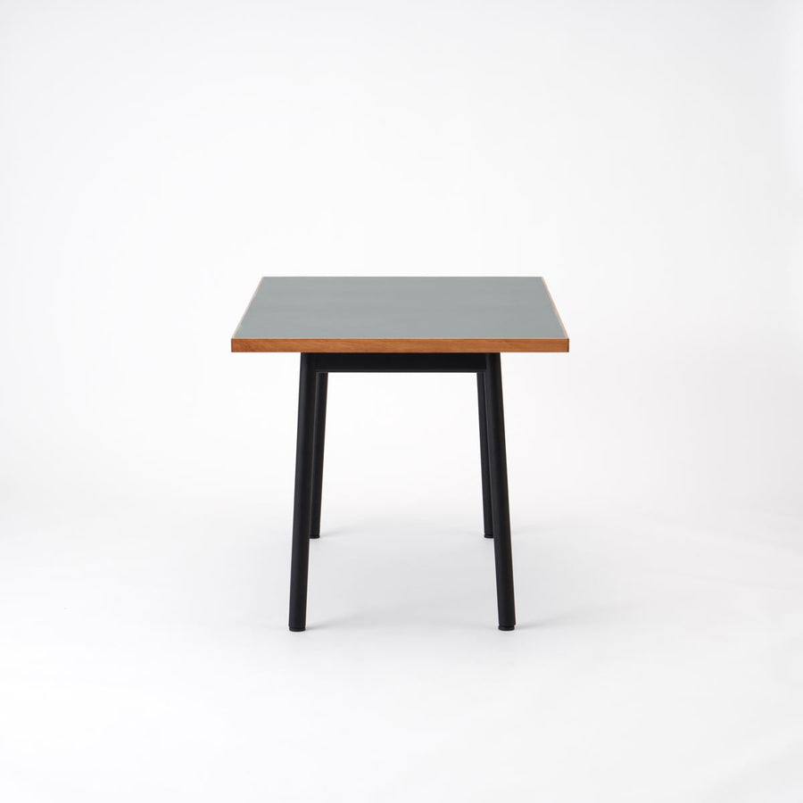 KUUM Table W1200×D800 メラミングレー 木脚 T