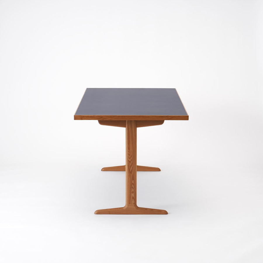 KUUM Table W1600×D800 メラミンネイビー 木脚 T