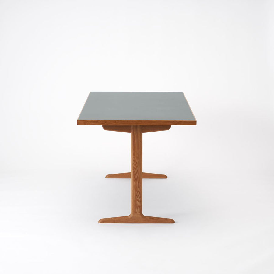 KUUM Table W1600×D800 メラミングレー 木脚 T