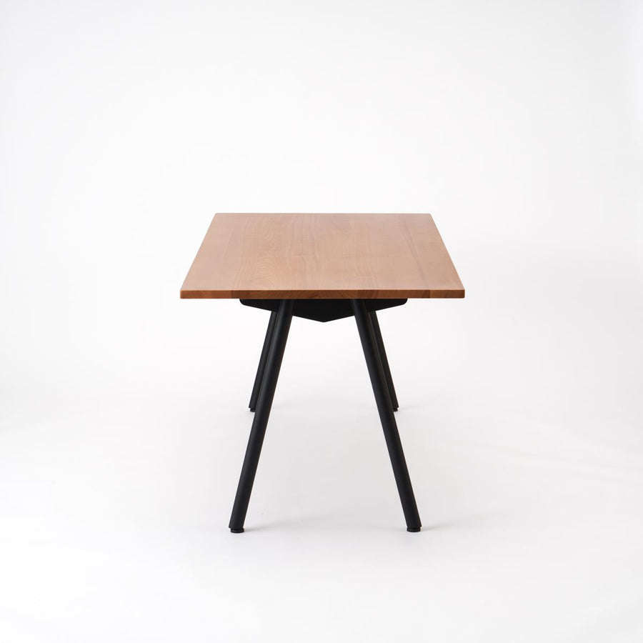 KUUM Table W1800×D800 アッシュ無垢材ナチュラル 鉄脚 V