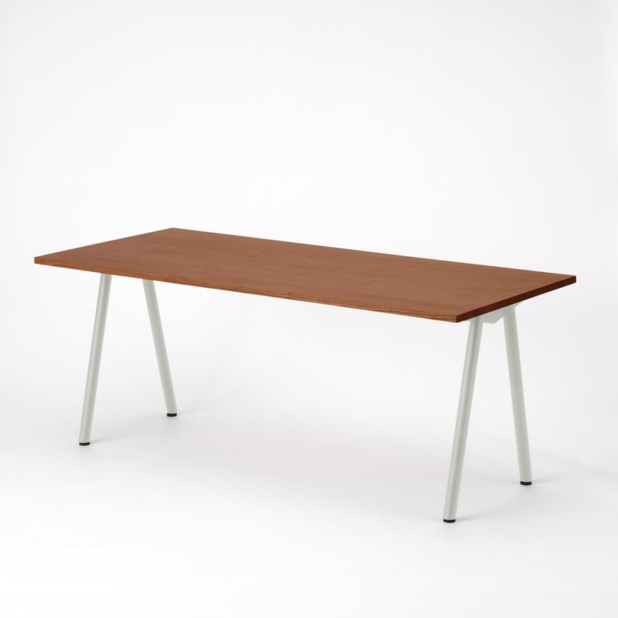 KUUM Table W1800×D800 アッシュ無垢材ブラウン 鉄脚 V