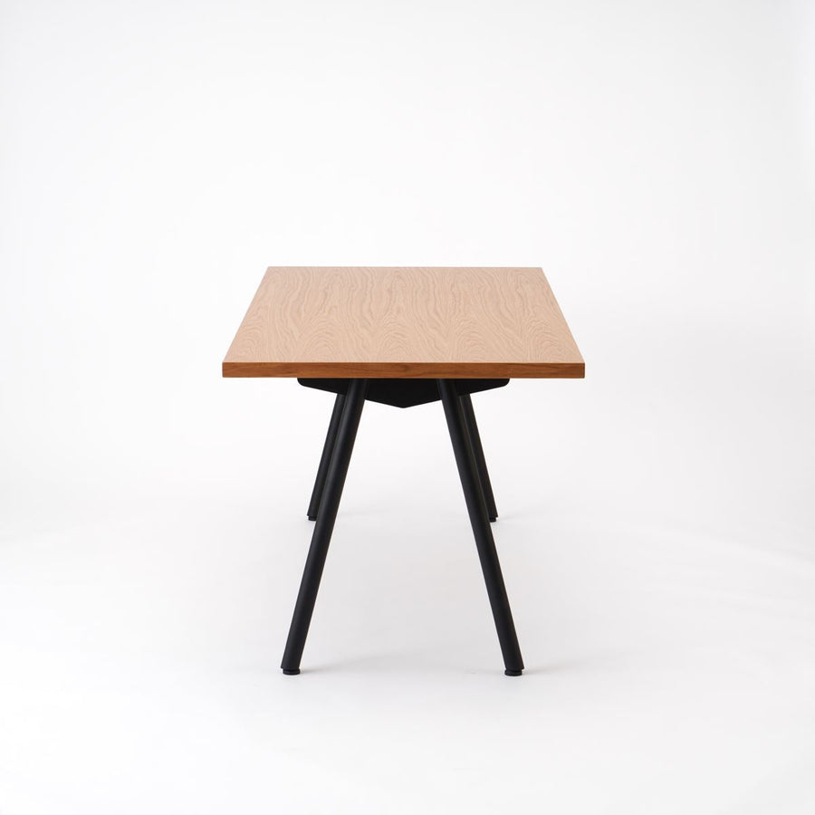 KUUM Table W1800×D800 オーク突板ナチュラル 鉄脚 V