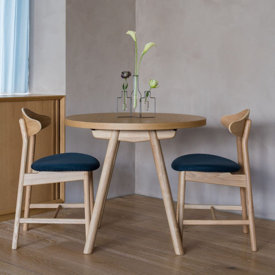 KUUM Table Φ850 オーク突板ナチュラル 木脚 V