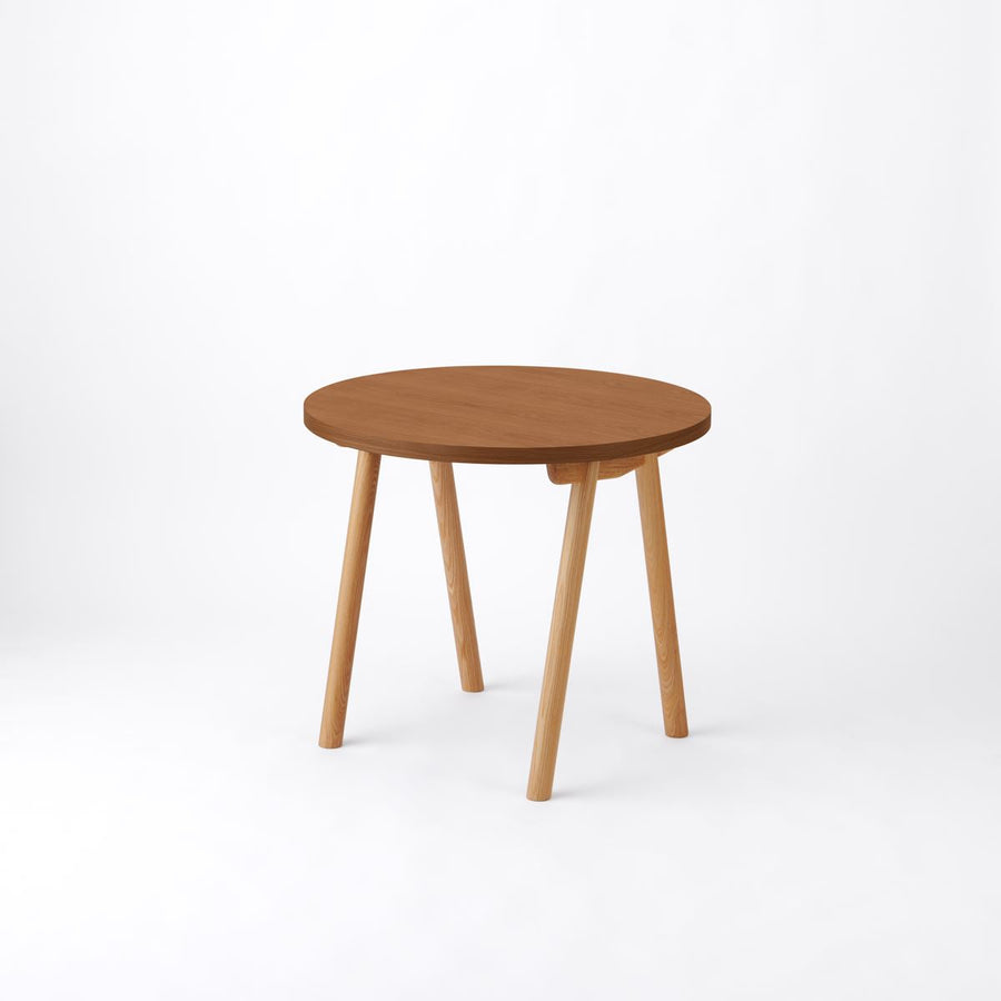 KUUM Table Φ850 オーク突板ブラウン 木脚 V