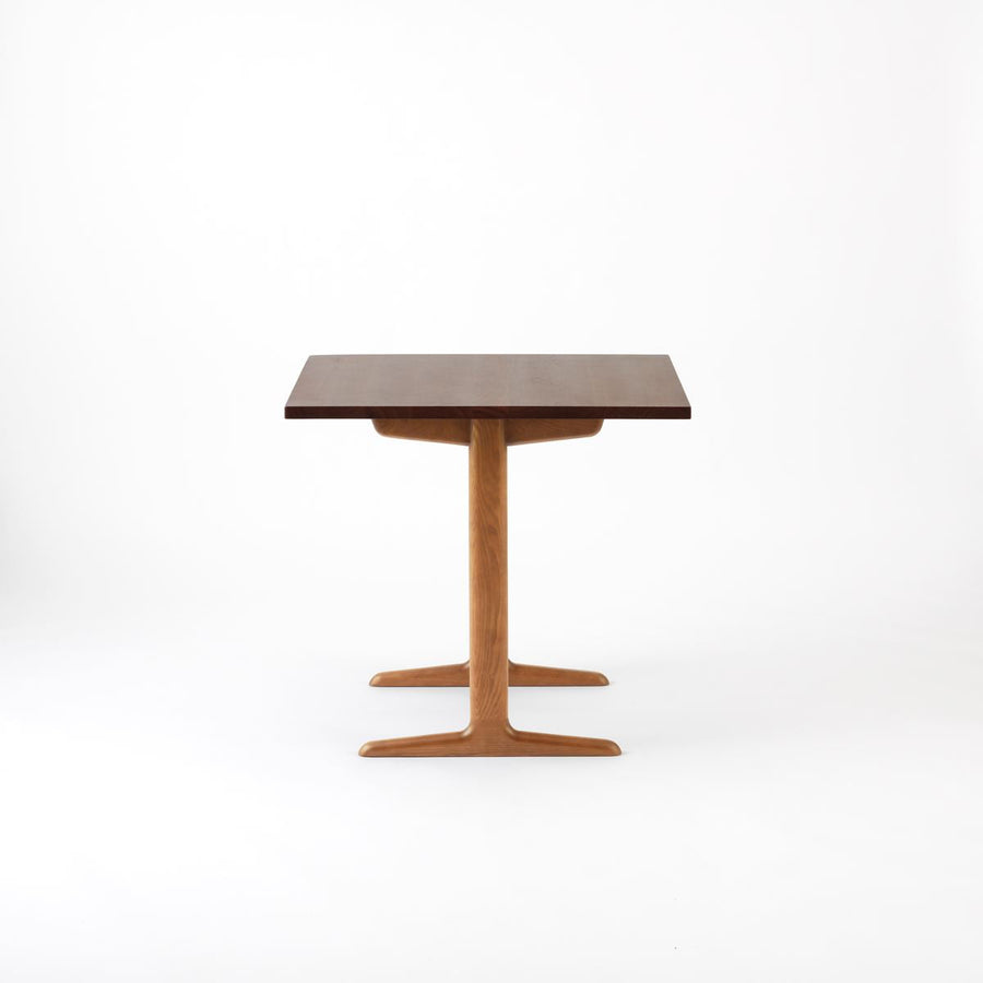 KUUM Table W800×D800 アッシュ無垢材ブラウン 木脚 T