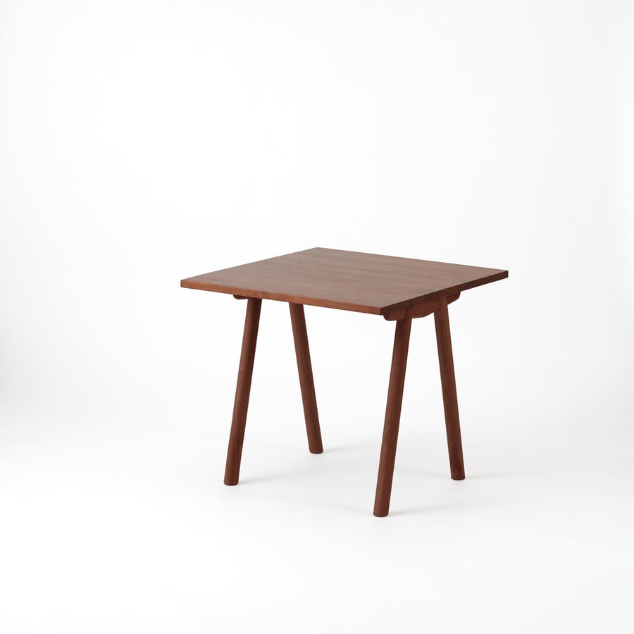 KUUM Table W800×D800 アッシュ無垢材ブラウン 木脚 V