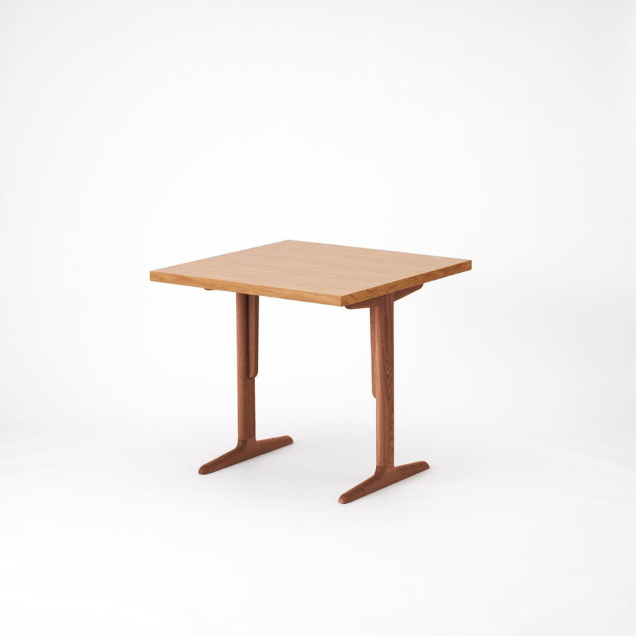 KUUM Table W800×D800 オーク突板ナチュラル 木脚 T
