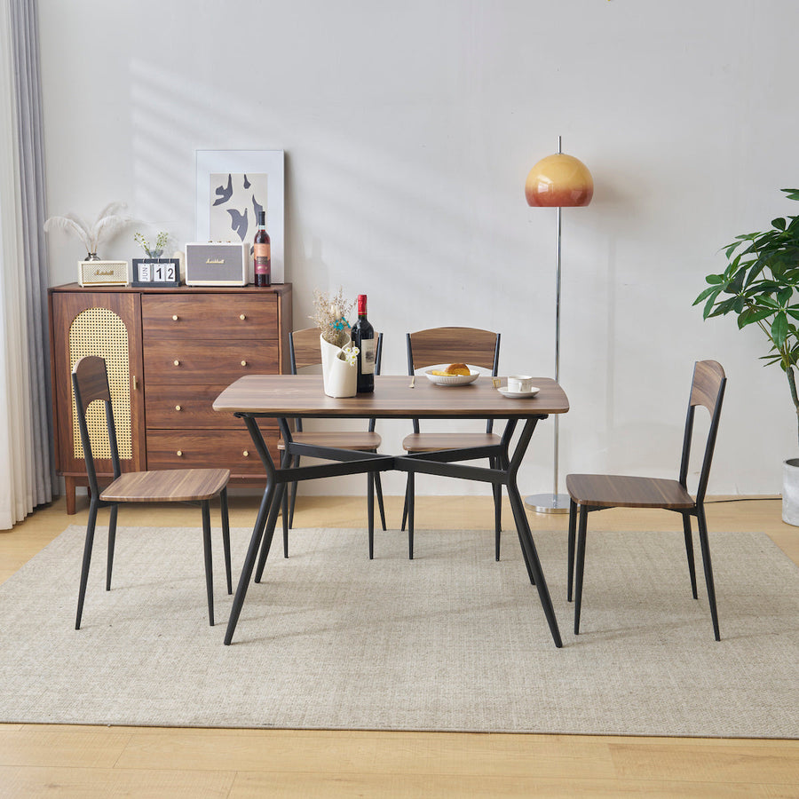 Natural wood dining set of 5