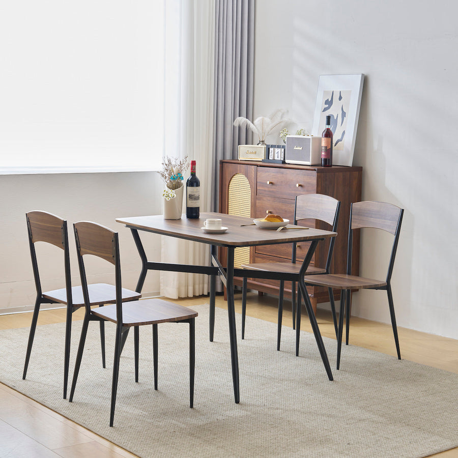 Natural wood dining set of 5