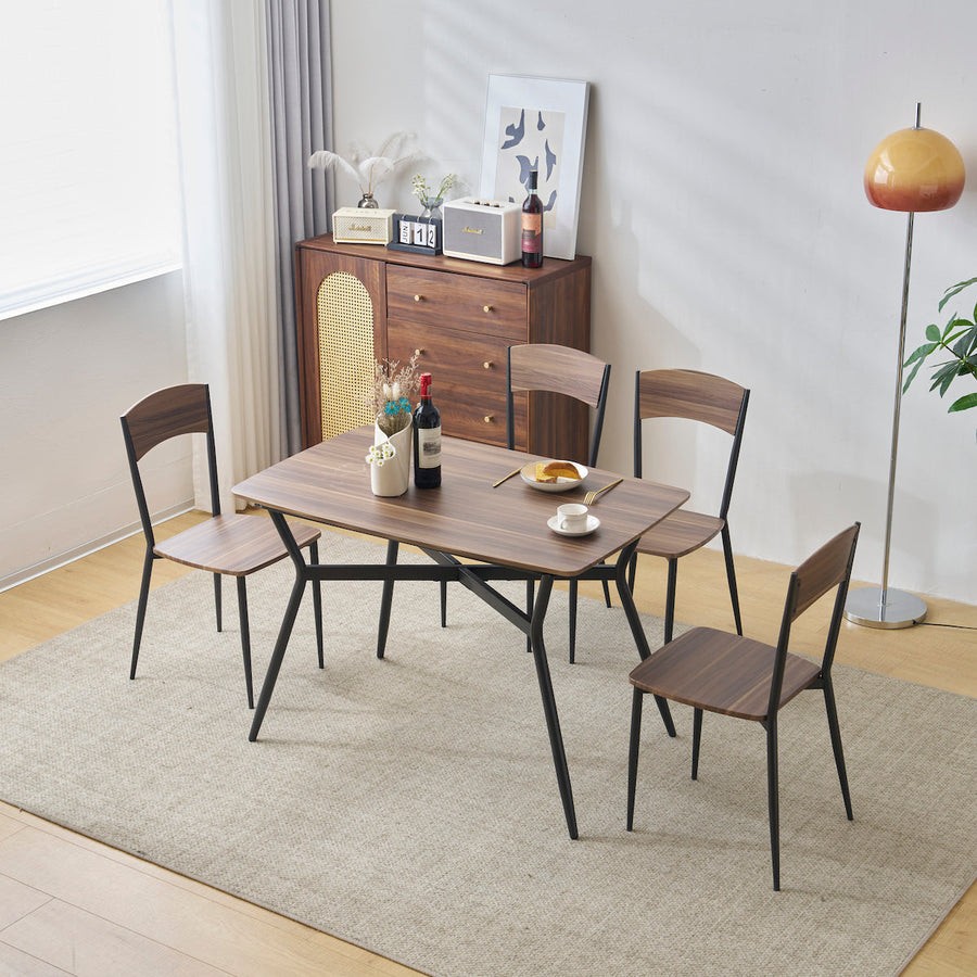 Natural wood dining set of 5