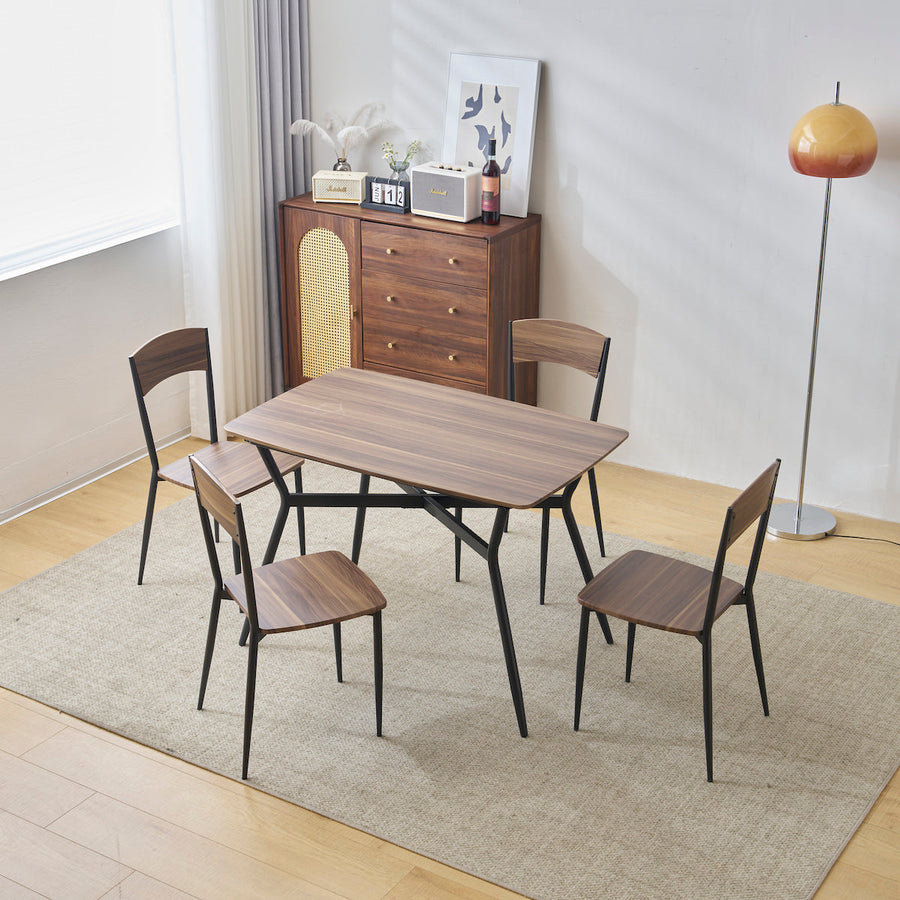Natural wood dining set of 5