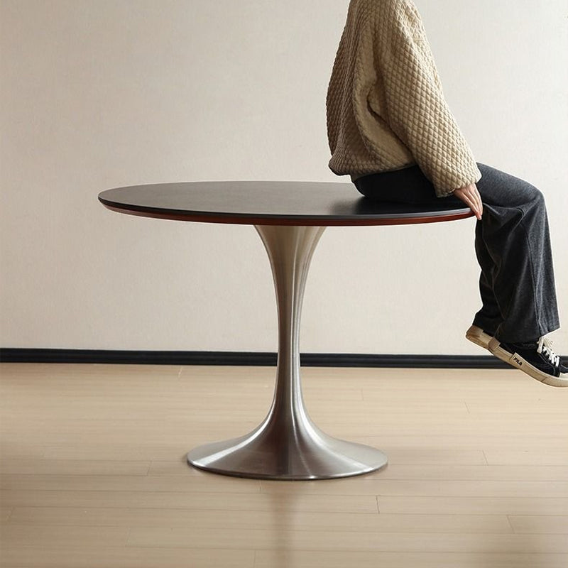 Boxwood ceramic one-legged round table