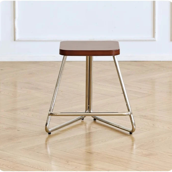 Boxwood mixed material triangular stool