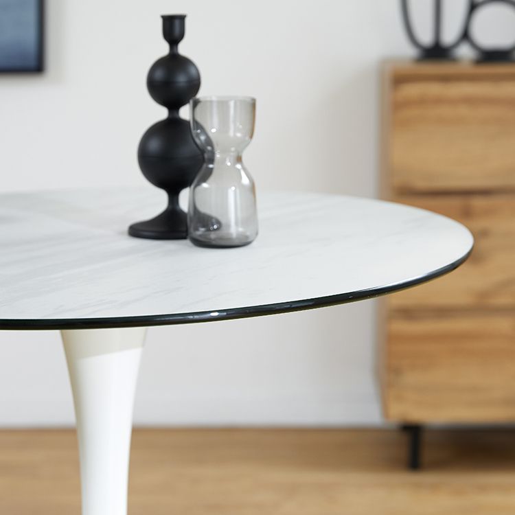 Marble-look round table with glass top, compact