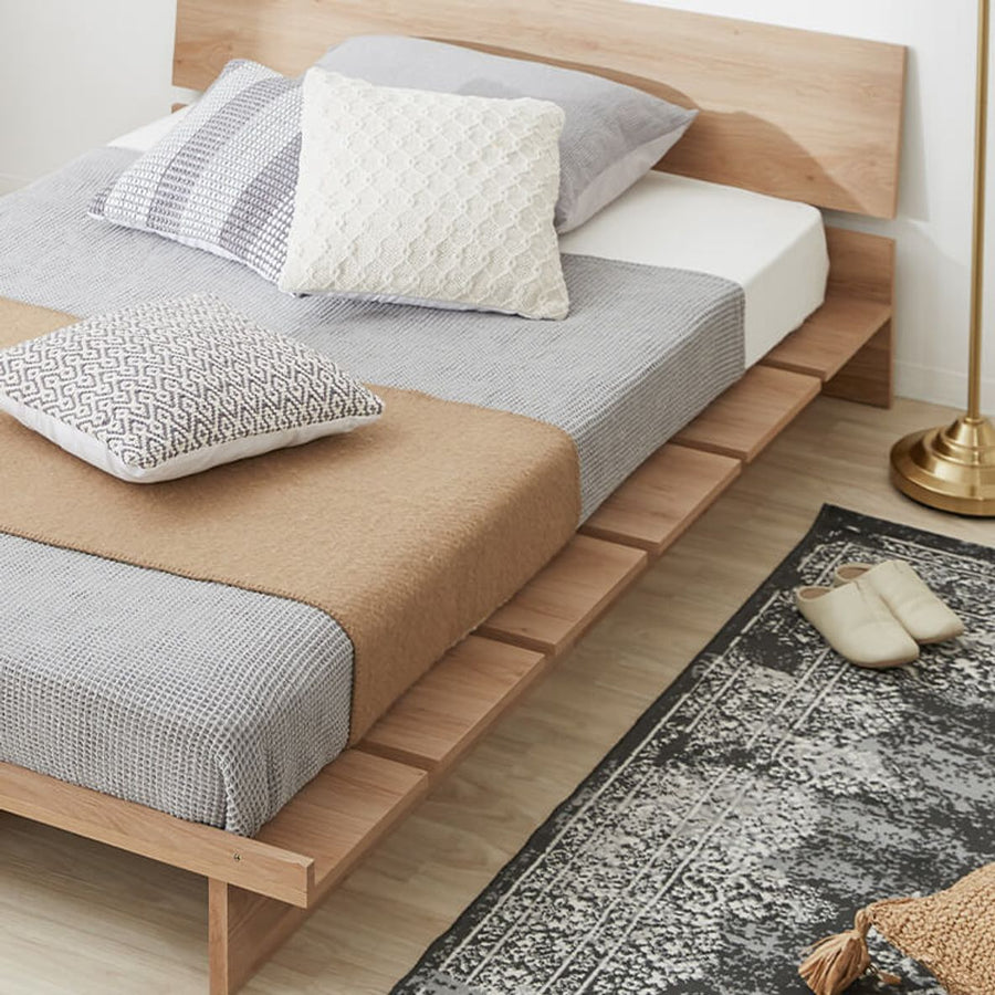 Bed frame, low-type slatted bed, wood grain [SD]