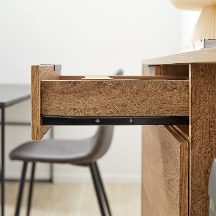 Woodgrain kitchen counter