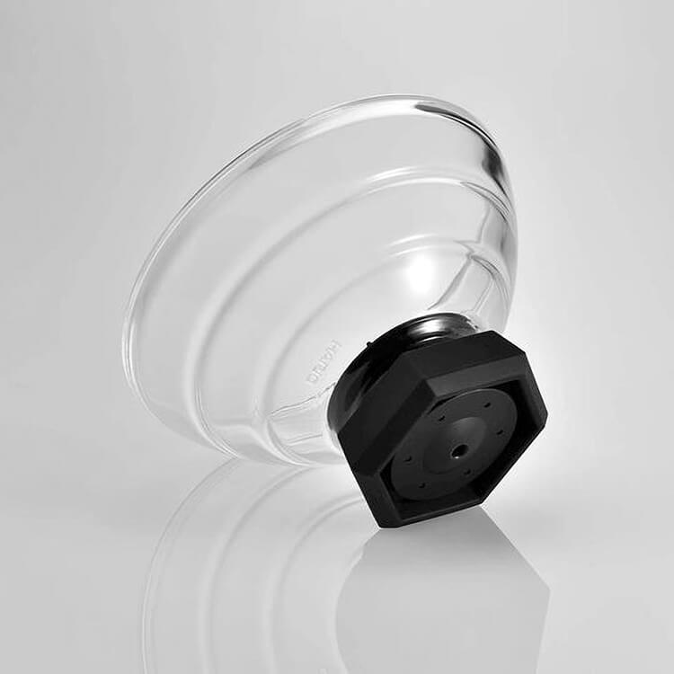 Rice cooker with a glass lid