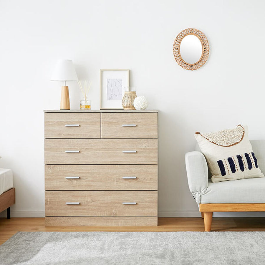 Large capacity storage chest with fully finished finish