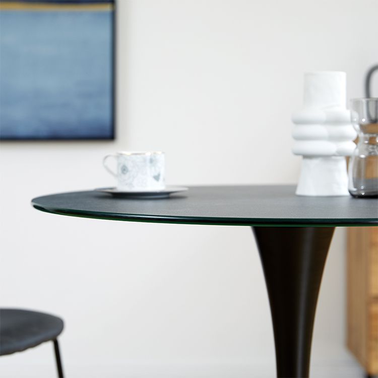 Marble-look round table with glass top, compact