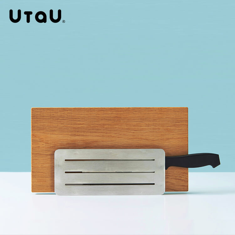 UtaU knife and cutting board stand