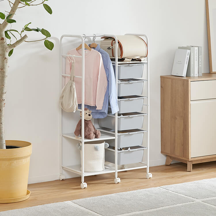 A simple design backpack rack