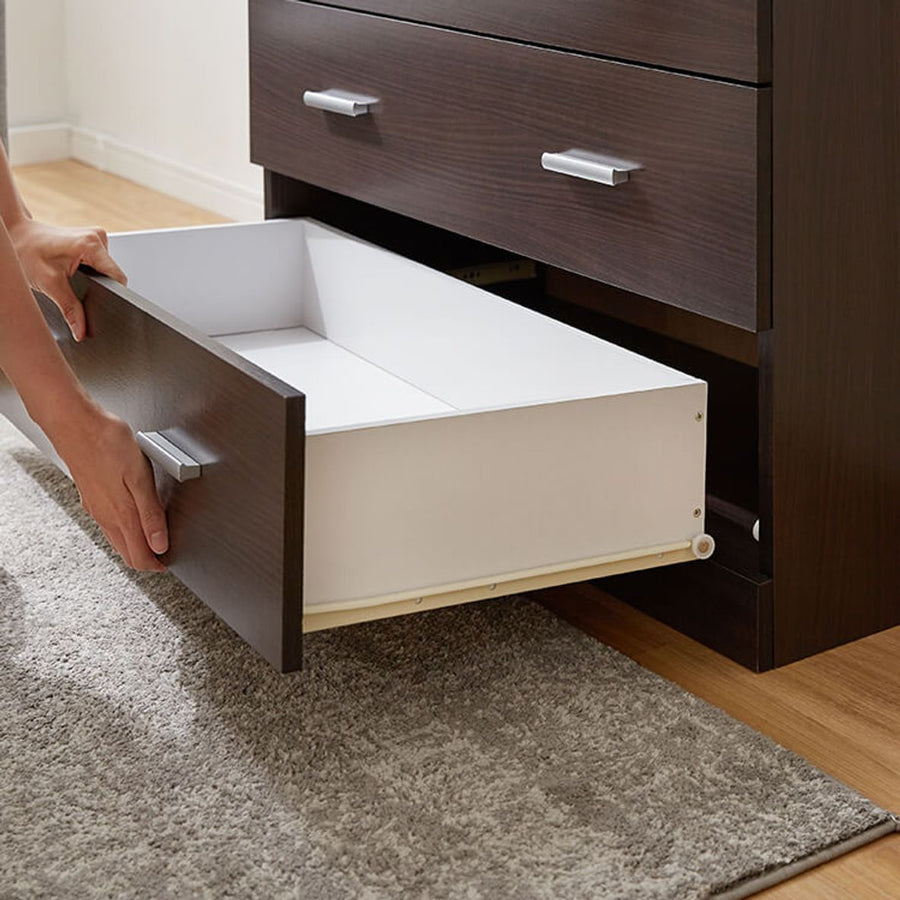 Large capacity storage chest with fully finished finish