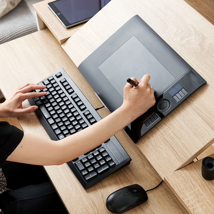 パソコンデスク オフィスデスク ワークデスク 学習机 段階調節 スライドラック タップ収納