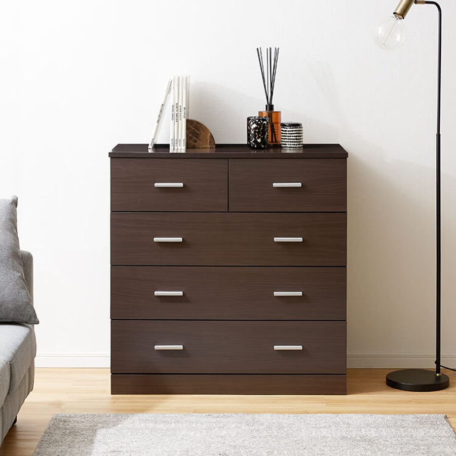 Large capacity storage chest with fully finished finish