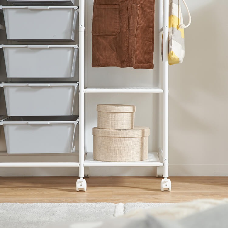 A simple design backpack rack