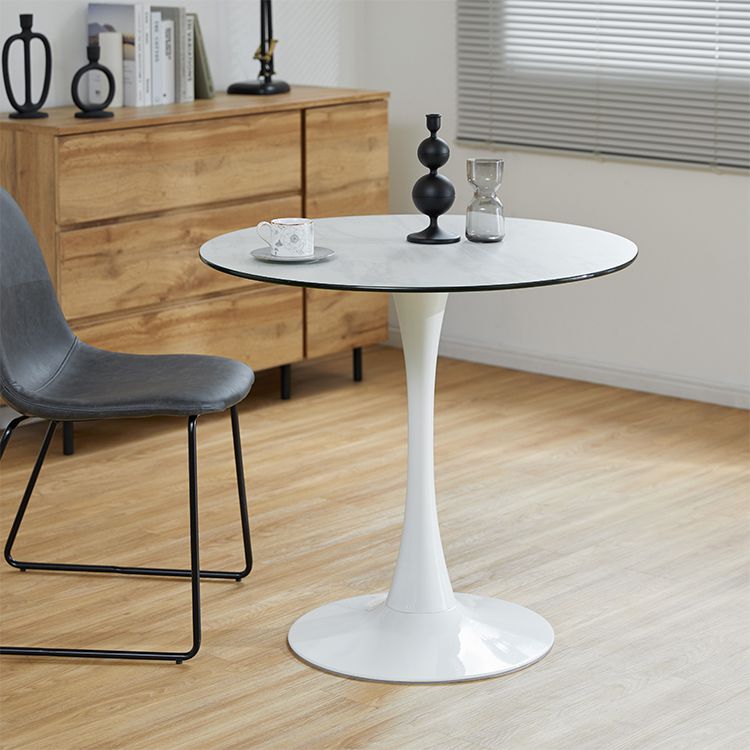 Marble-look round table with glass top, compact