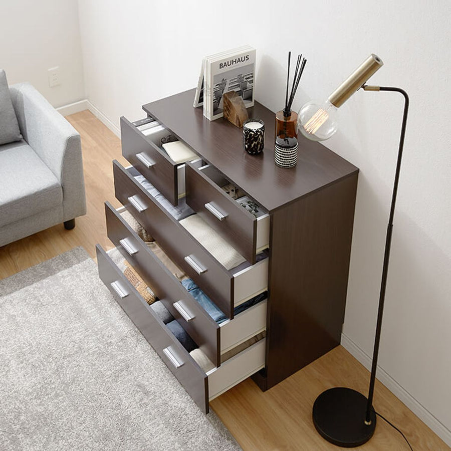 Large capacity storage chest with fully finished finish