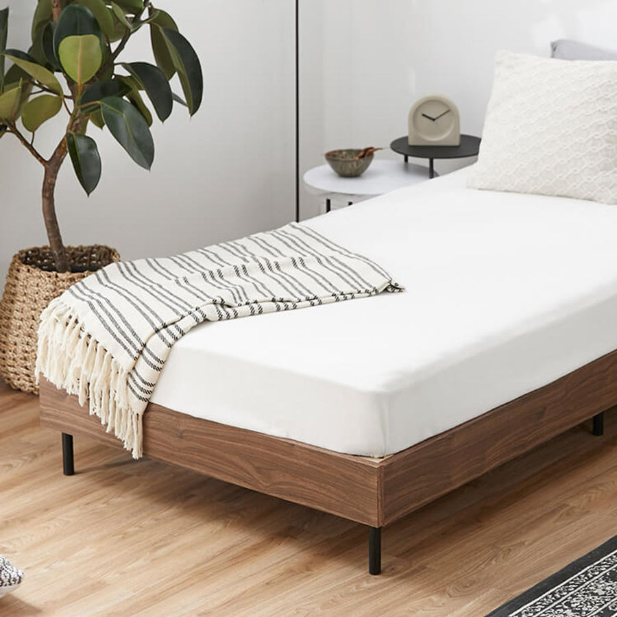 Bed frame (single item or mattress set) Slatted bed Wooden bed Steel legs