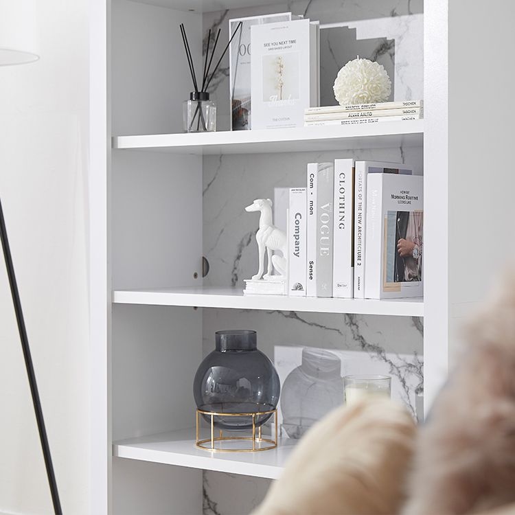 Arched shelf with marble effect