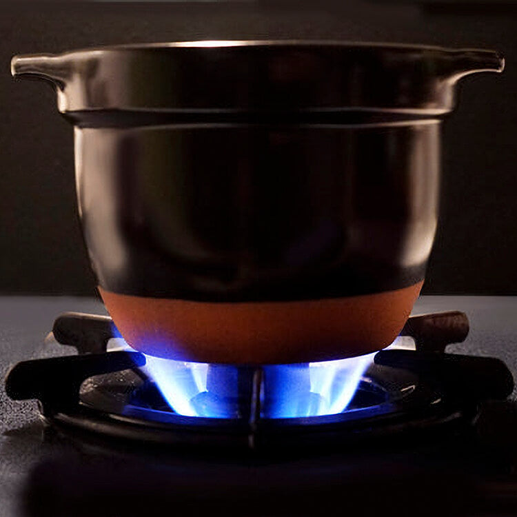 Rice cooker with a glass lid
