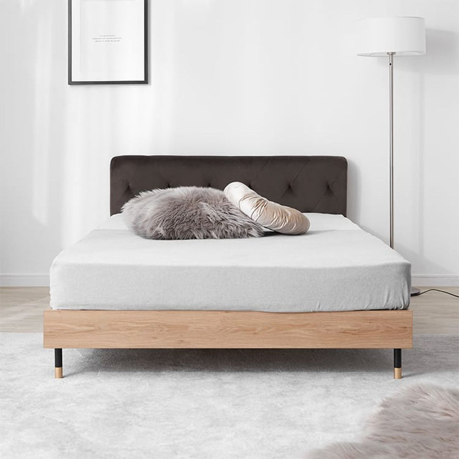 Velvet-like headboard Wooden bed frame [SD]