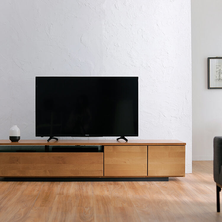 Made in Japan, low TV stand, compatible with 49-inch TVs, finished product, made of solid wood