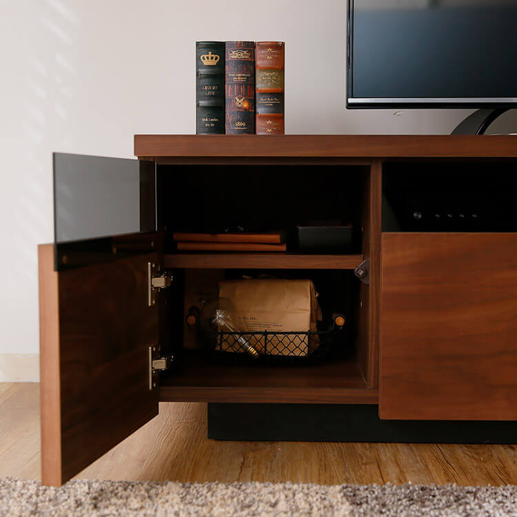 TV stand Made in Japan Low TV stand Compatible with 50V TVs Finished product Made of knotty veneer and moisture-regulating material