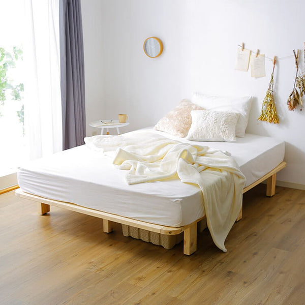 Slatted bed with rounded corners